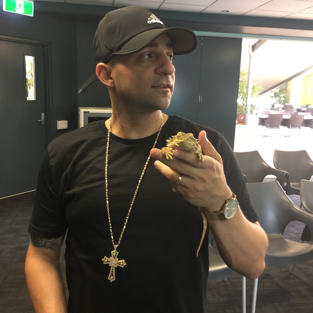 Meet your Posher, Frank